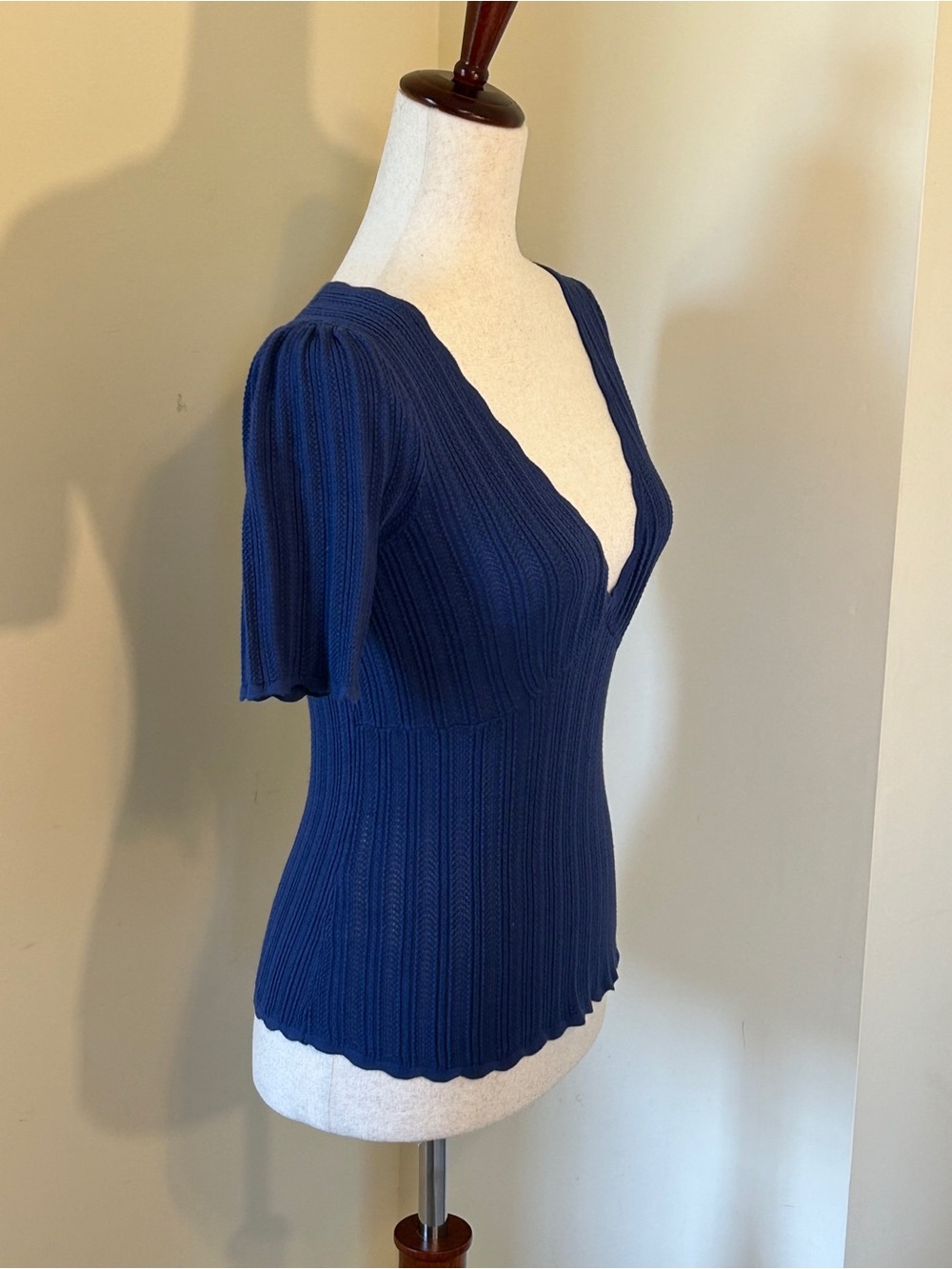 NWT Sézane CLOE Washed Blue Fancy Knit V-Neck Top 🇫🇷!! - Picture 5 of 9